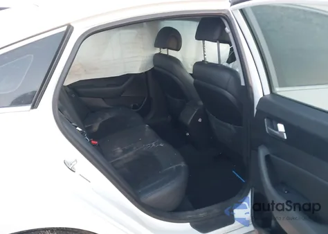 2017 Hyundai Sonata Sport z USA, uszkodzony, nr VIN 5NPE34AF2HH585010